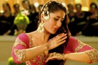 Kareena Kapoor Spicy Stills
